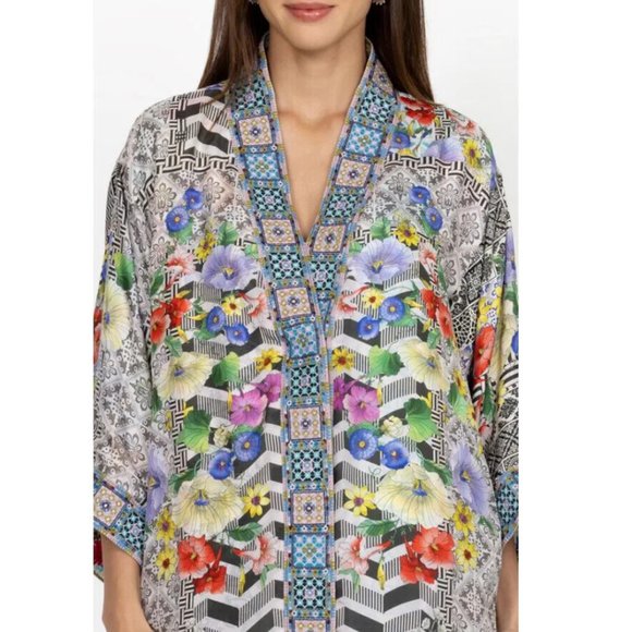 Johnny Was Cozumel Favorite Swing Tee Shirt Floral Butterfly Top Violet Green NW - Picture 13 of 16